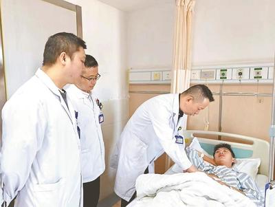 今天我出镜丨于海洋:用行动诠释“工匠医生”